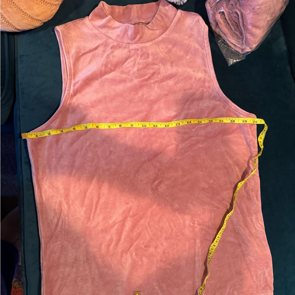 Gap Pink 2 piece velour jogger set. Top is size XL tall. Bottoms are size L NWT - Picture 5 of 15